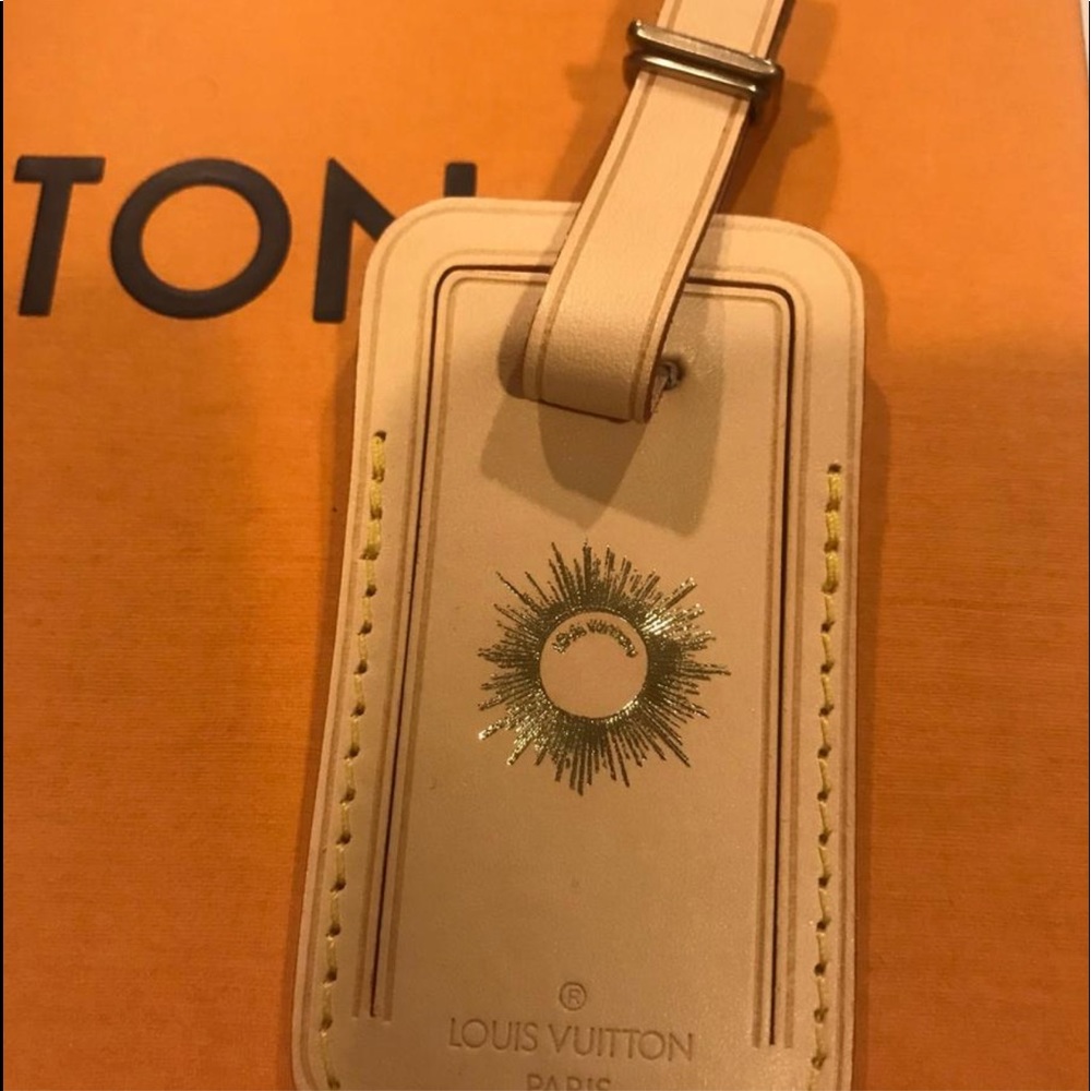 Louis Vuitton Paris Vedome hotstamp on vachetta